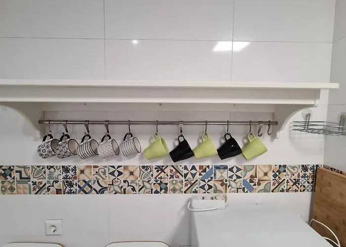 Excellent Choice For Up To 8, 150 Sqm Of Comfort, 700 To Beach, With Pool, Air-conditioning Fuengirola