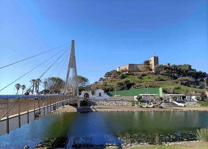 Apartment Excellent Choice For Up To 8, 150 Sqm Of Comfort, 700 To Beach, With Pool, Air-conditioning Fuengirola