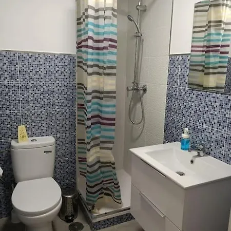 Excellent Choice For Up To 8, 150 Sqm Of Comfort, 700 To Beach, With Pool, Air-conditioning