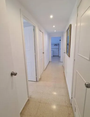 Apartament Excellent Choice For Up To 8, 150 Sqm Of Comfort, 700 To Beach, With Pool, Air-conditioning