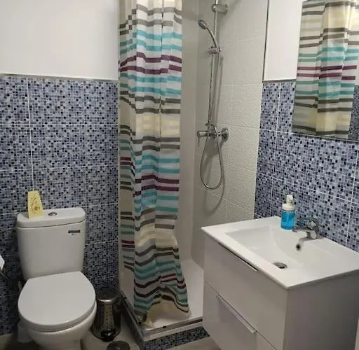 Excellent Choice For Up To 8, 150 Sqm Of Comfort, 700 To Beach, With Pool, Air-conditioning