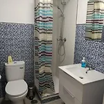 Excellent Choice For Up To 8, 150 Sqm Of Comfort, 700 To Beach, With Pool, Air-conditioning